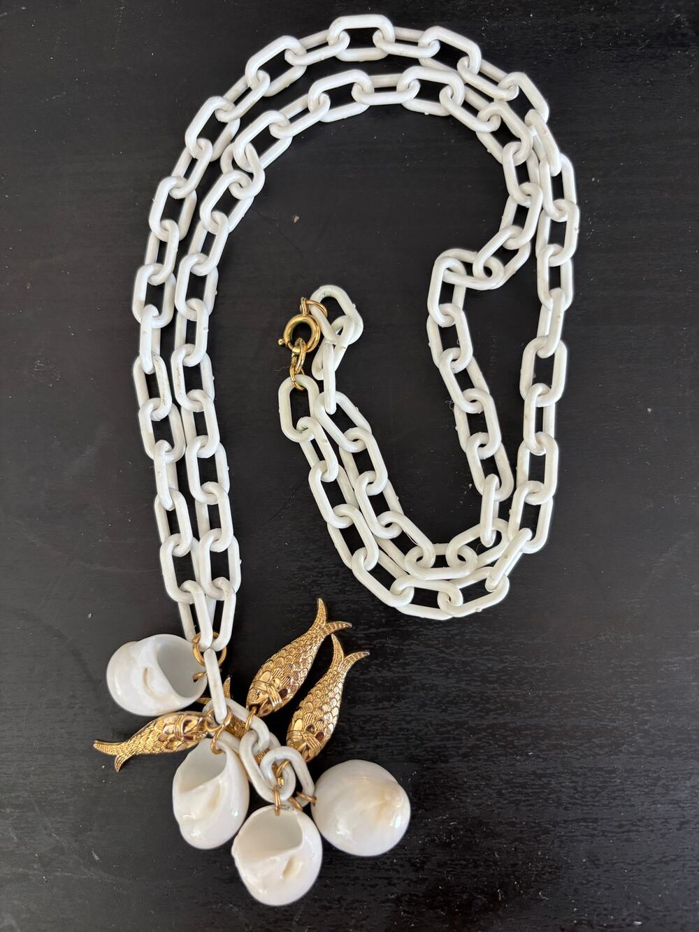 Vintage Napier Statement Necklace Chunky Plastic Chain White Seashells Coastal